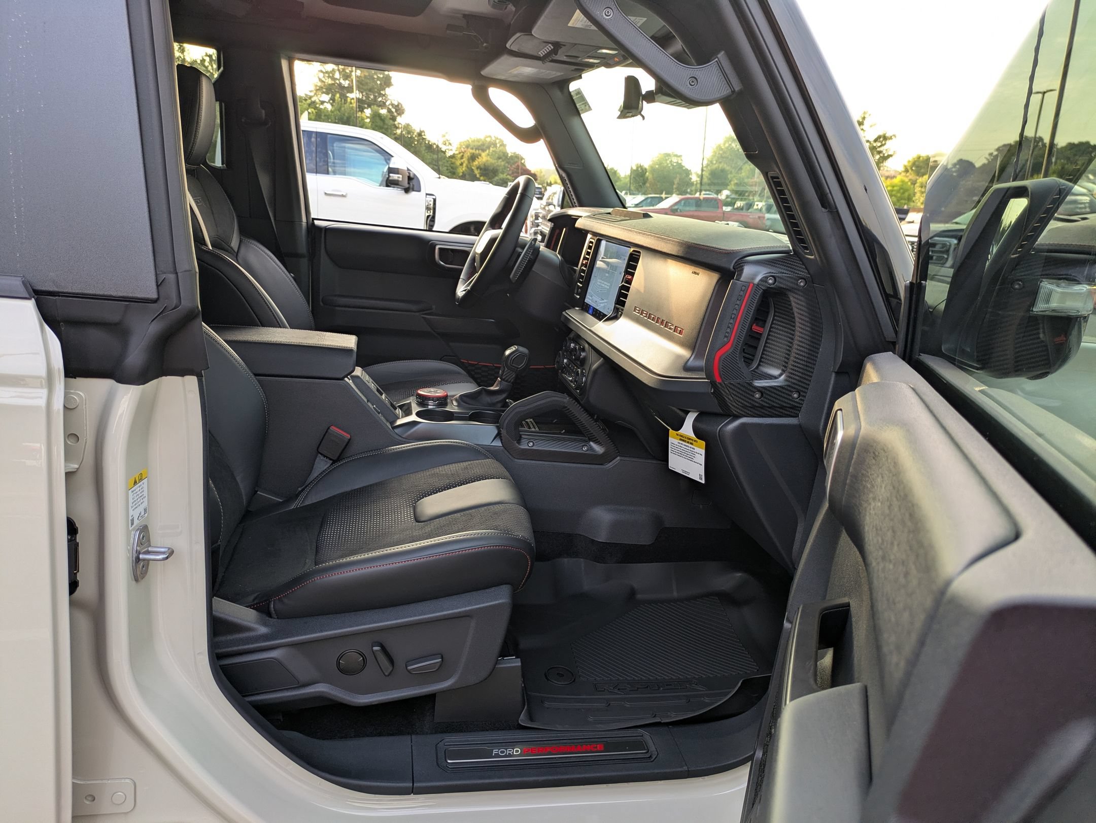 New 2026 Ford Bronco Raptor AWD/4WD image 36