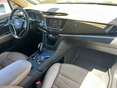 Used 2020 Cadillac XT6 Premium Luxury w/ Platinum Package AWD/4WD image 37