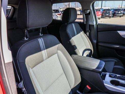 Used 2024 Chevrolet Blazer LT w/ Convenience Package image 17