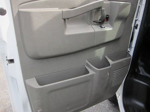 Used 2020 Chevrolet Express 2500 w/ Driver Convenience Package RWD image 6