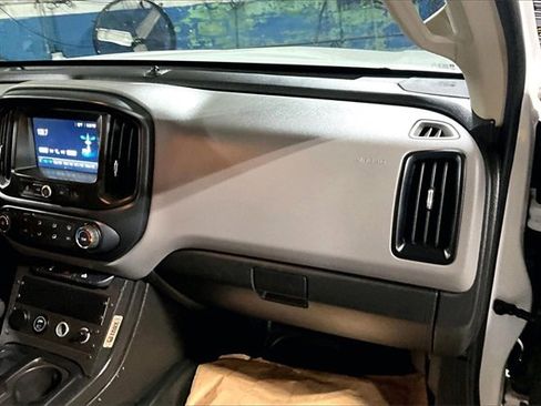 Used 2018 Chevrolet Colorado W/T w/ WT Convenience Package image 16
