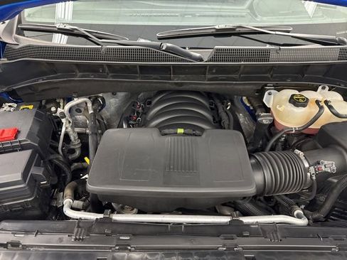 Used 2025 Chevrolet Silverado 1500 LT AWD/4WD image 32