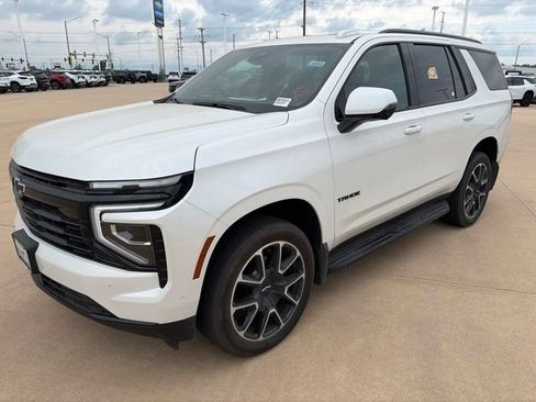 Used 2025 Chevrolet Tahoe RST w/ Comfort Package AWD/4WD image 13