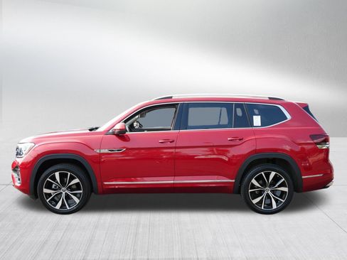 Used 2024 Volkswagen Atlas SEL Premium R-Line AWD/4WD image 4