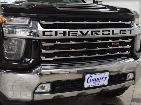Used 2022 Chevrolet Silverado 2500 LTZ w/ LTZ Premium Package AWD/4WD image 13