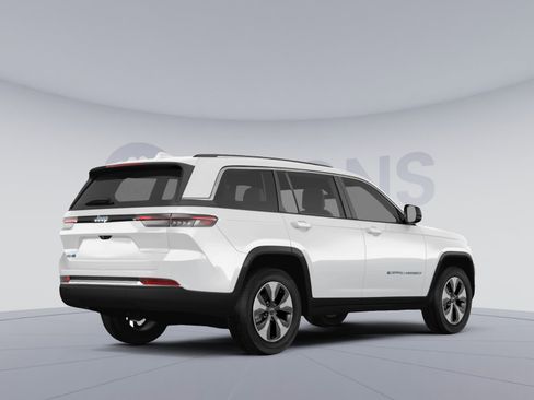 Used 2024 Jeep Grand Cherokee Limited 4xe AWD/4WD image 4