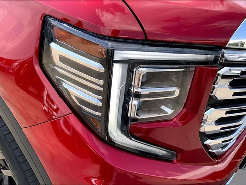 Used 2022 GMC Sierra 1500 Denali AWD/4WD image 26