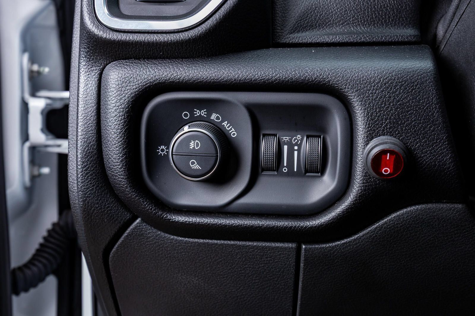 Used 2025 RAM 3500 Laramie w/ Night Edition AWD/4WD image 18