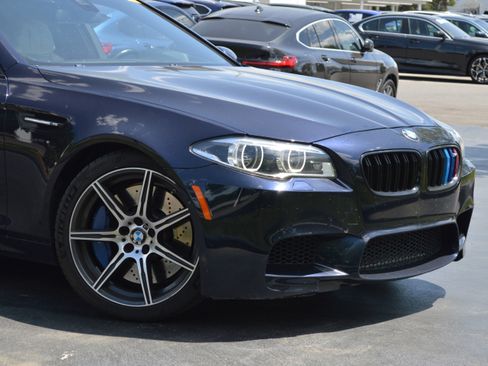 Used 2014 BMW M5 image 3