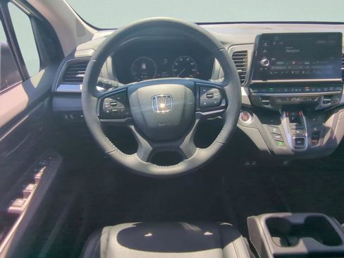 Certified 2025 Honda Odyssey EX-L image 13