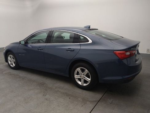 Used 2024 Chevrolet Malibu LT image 3