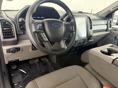 Used 2019 Ford F250 XLT AWD/4WD image 17