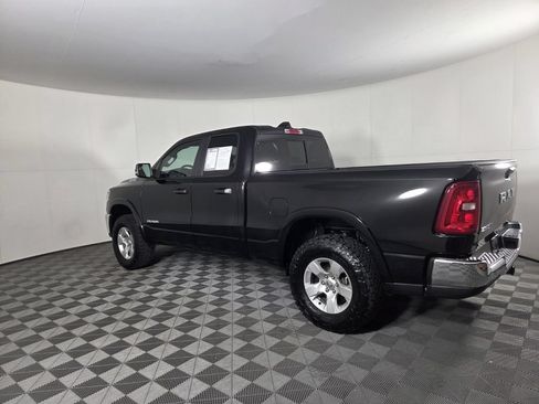 Used 2025 RAM 1500 Big Horn RWD image 6