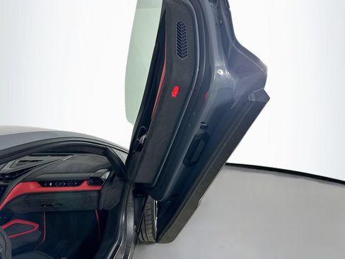 Used 2024 Lamborghini Revuelto AWD/4WD image 39