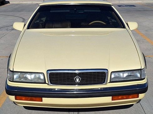 Used 1991 Chrysler TC by Maserati image 8