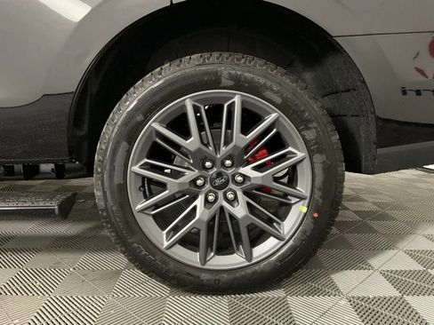 New 2025 Ford Expedition Platinum w/ Stealth Performance Package image 10