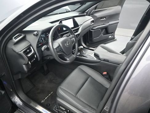 Used 2024 Lexus UX 250h F Sport FWD image 5