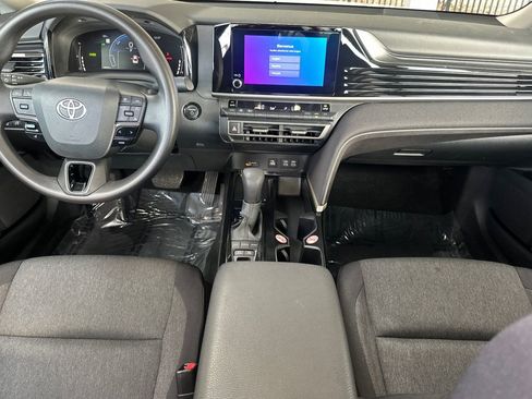 Certified 2025 Toyota Camry LE image 17