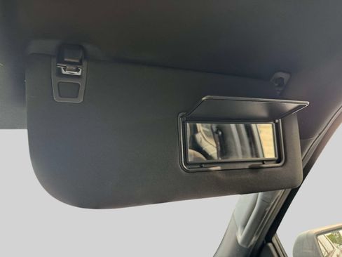 Used 2019 Ford F150 XLT w/ Equipment Group 302A Luxury AWD/4WD image 29