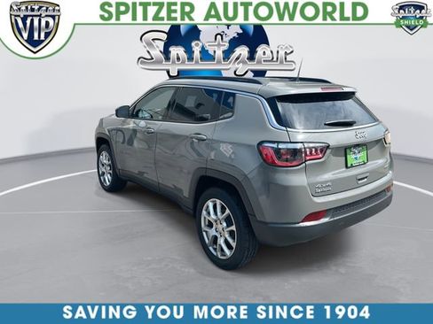 Used 2023 Jeep Compass Latitude AWD/4WD image 7