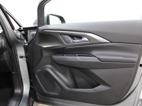 New 2026 Chevrolet Equinox EV LT image 28