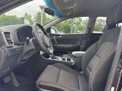 Used 2017 Kia Sportage LX w/ LX Popular Package AWD/4WD image 12