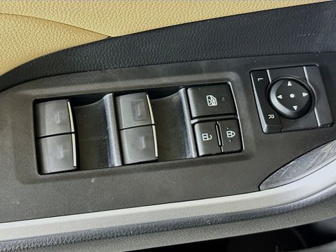 Used 2023 Toyota RAV4 XLE Premium FWD image 14
