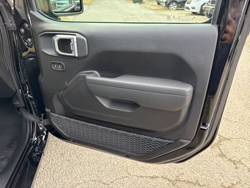 New 2026 Jeep Wrangler Unlimited Sport AWD/4WD image 26