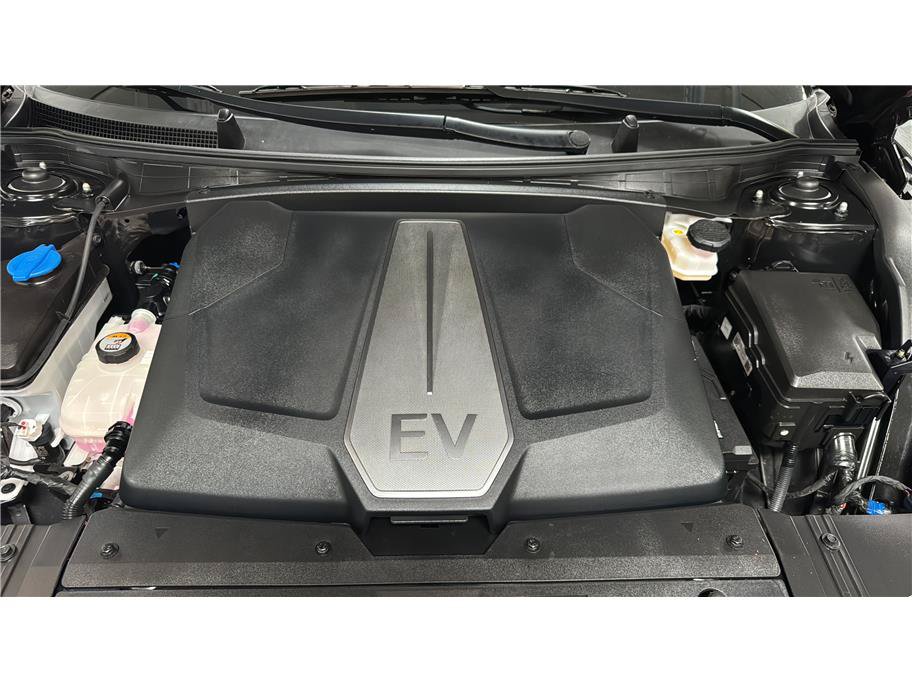 Used 2023 Kia EV6 Wind AWD/4WD image 42
