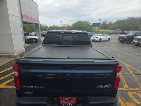 Used 2019 Chevrolet Silverado 1500 High Country w/ Safety Package II image 7