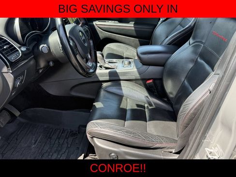 Used 2021 Jeep Grand Cherokee Trailhawk w/ Trailhawk Luxury Group AWD/4WD image 12