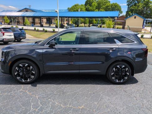 New 2026 Kia Sorento EX w/ EX Premium Package FWD image 4