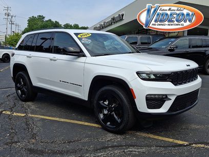 Certified 2025 Jeep Grand Cherokee Limited w/ Luxury Tech Group II