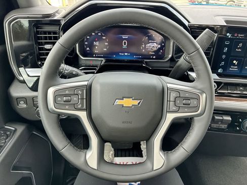New 2026 Chevrolet Silverado 1500 LT AWD/4WD image 11