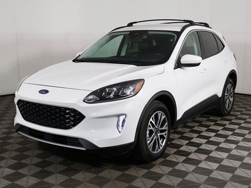 Used 2022 Ford Escape SEL w/ Technology Package image 7