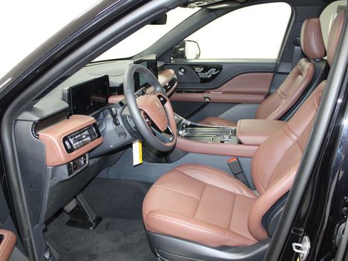 New 2026 Lincoln Aviator Reserve image 22