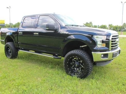 Used 2015 Ford F150 XLT w/ Equipment Group 302A Luxury AWD/4WD image 5