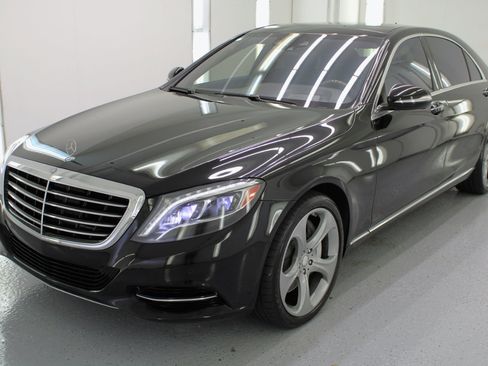Used 2015 Mercedes-Benz S 550 Sedan image 4
