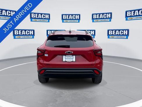 New 2026 Chevrolet Trax LT FWD image 7