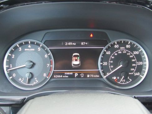 Used 2023 INFINITI QX60 Pure image 40