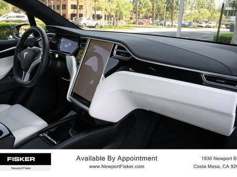 Used 2018 Tesla Model X 75D image 33