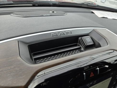 Used 2022 RAM 1500 Laramie image 9