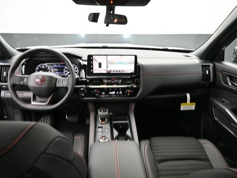 New 2026 Nissan Pathfinder Rock Creek AWD/4WD image 20