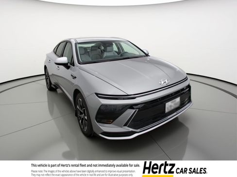 Used 2025 Hyundai Sonata SEL FWD image 1