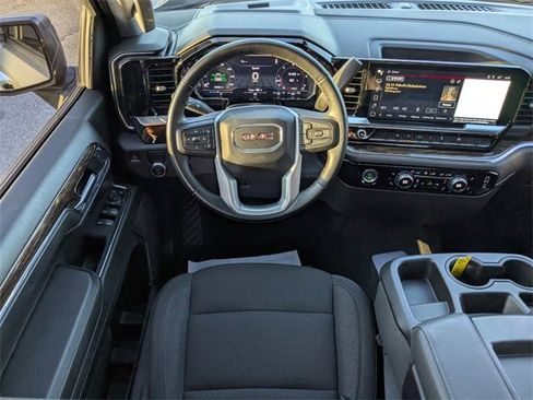 Used 2024 GMC Sierra 1500 Elevation image 14