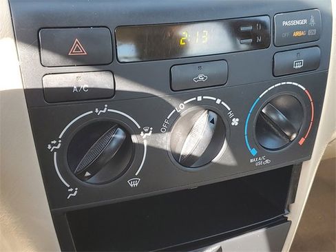 Used 2006 Toyota Corolla CE image 18