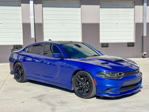 Used 2022 Dodge Charger Scat Pack w/ Daytona Edition Group image 8