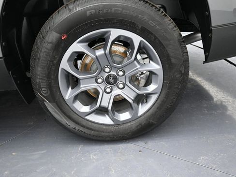 New 2025 Ford Maverick XLT w/ Equipment Group 301A image 32