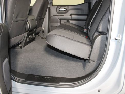 Used 2025 Chevrolet Silverado 1500 Custom Trail Boss w/ LPO, Dark Essentials Package image 12