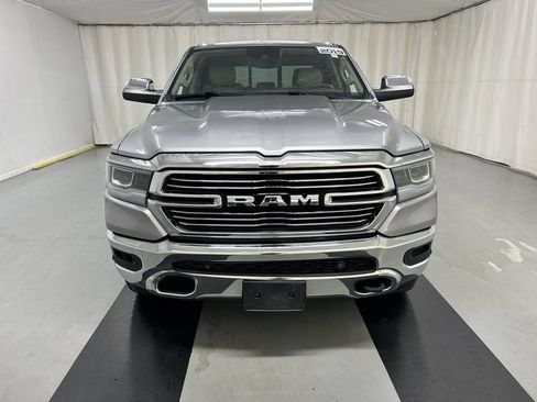 Used 2019 RAM 1500 Laramie AWD/4WD image 3